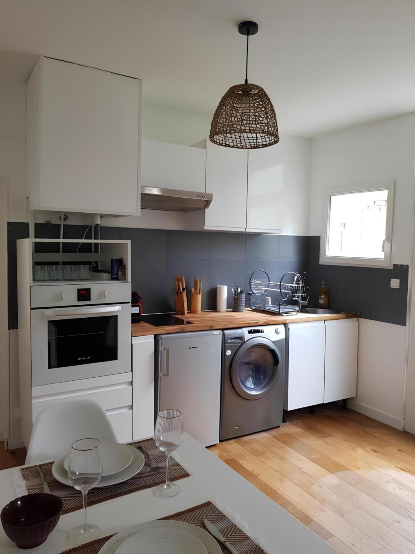 Apartament Sleepin Orleans - Parking - Netflix Zewnętrze zdjęcie