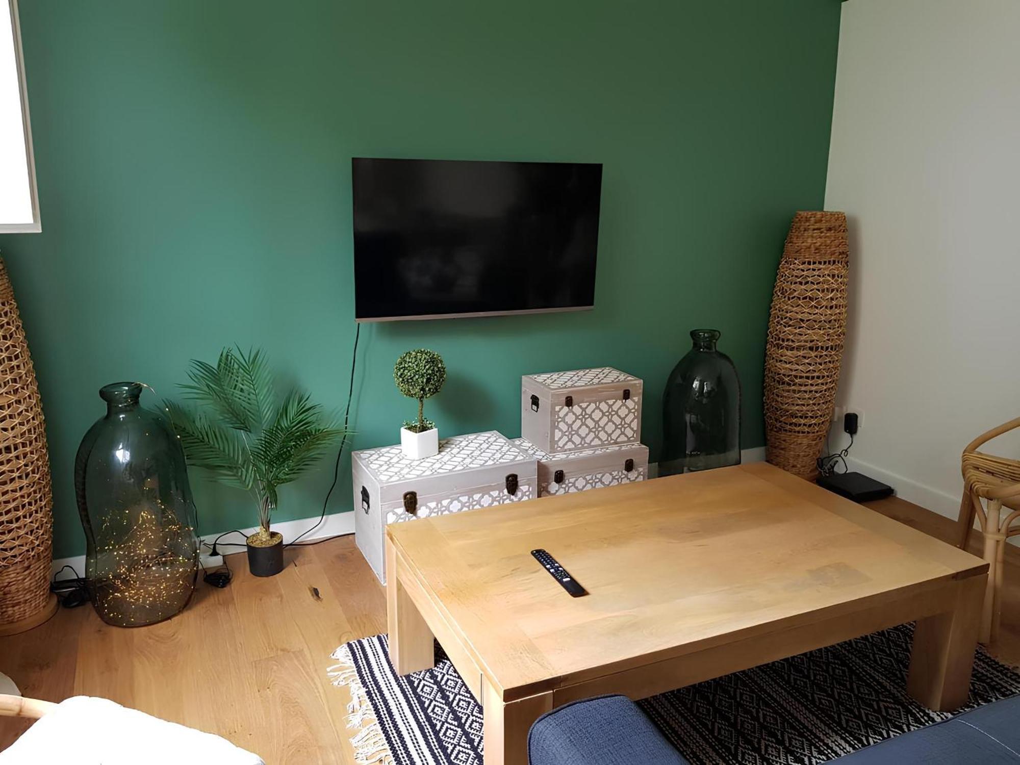 Apartament Sleepin Orleans - Parking - Netflix Zewnętrze zdjęcie